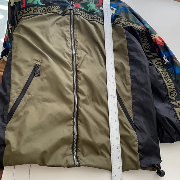 Superdry taped logo camo jacket windbreaker khaki green size M - Picture 10 of 15